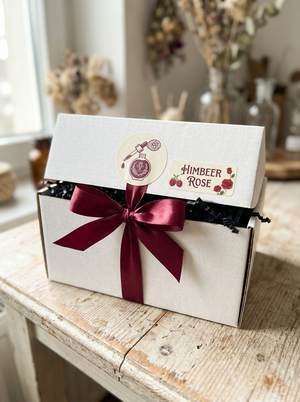 Himbeerrose-Kit — geöffnete Box mit 8 Rohstoffen